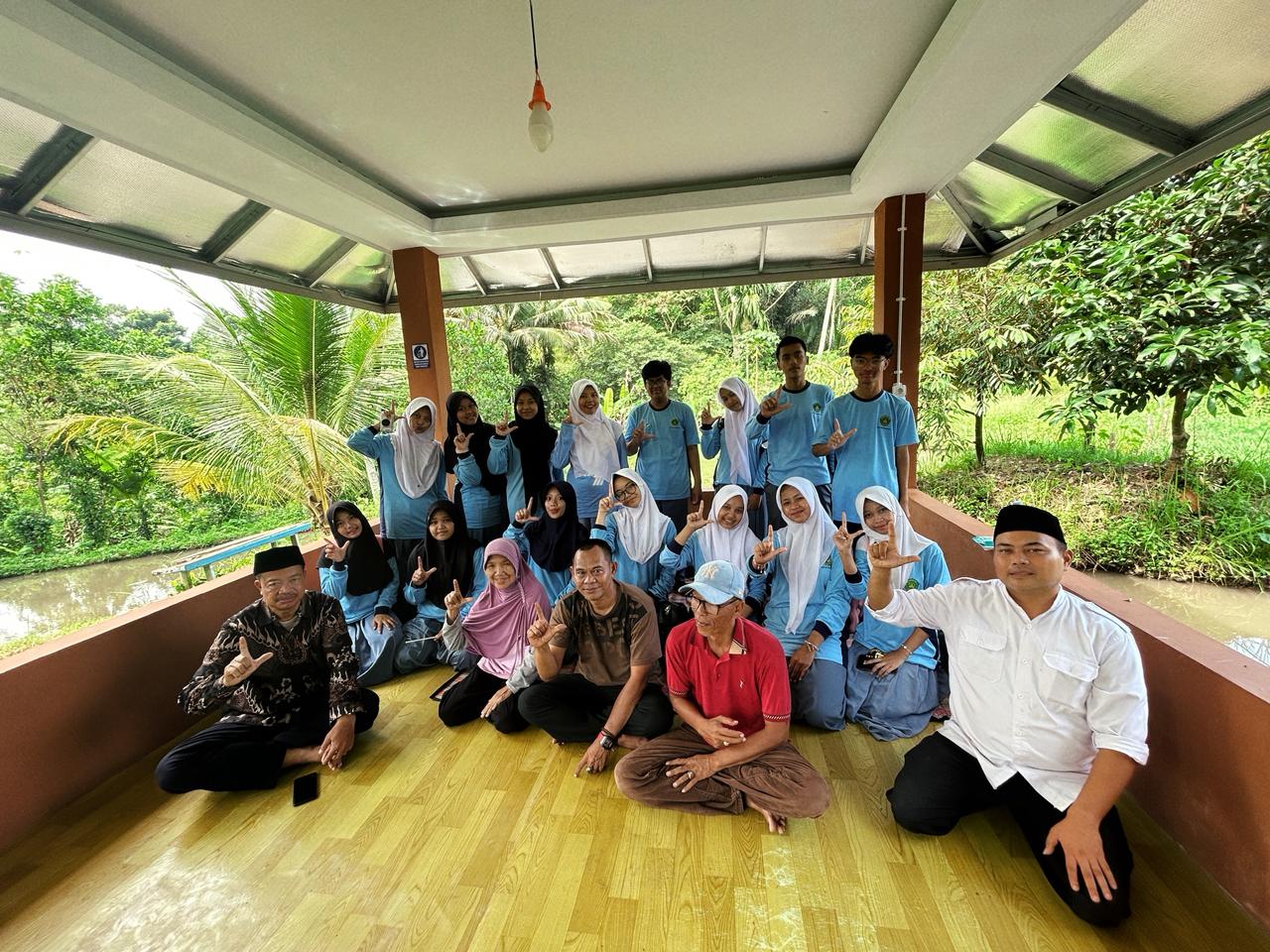 Upgrading Ekstrakurikuler Literasi MAN 3 Kota Tasikmalaya 
